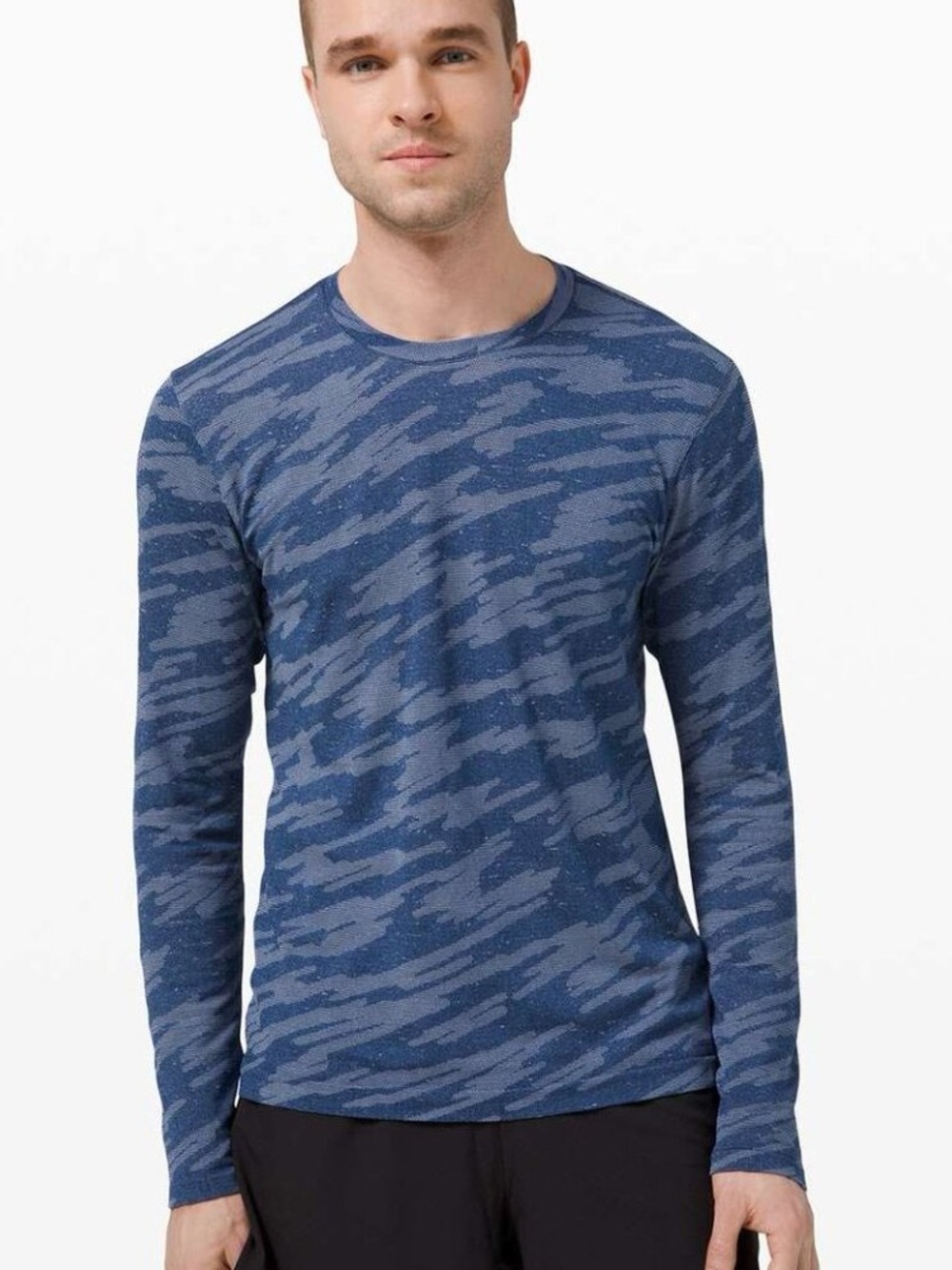 Lululemon Metal Vent Breathe Long Slv Scatter
Surface Tempest BlueMidnight